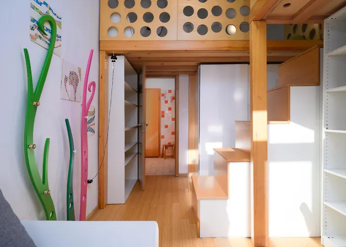 Urban View With Free Parking Apartment